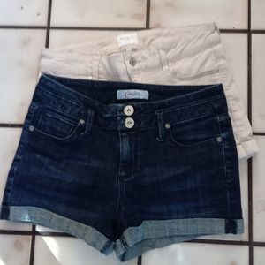 SOLD....Bundle 2 pair Women's Shorts 7/28